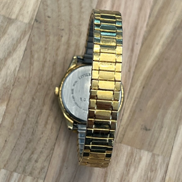Citizen Ladies Watch Vintage Gold Tone Stretch Bracelet White Dial Date Window - Picture 6 of 8